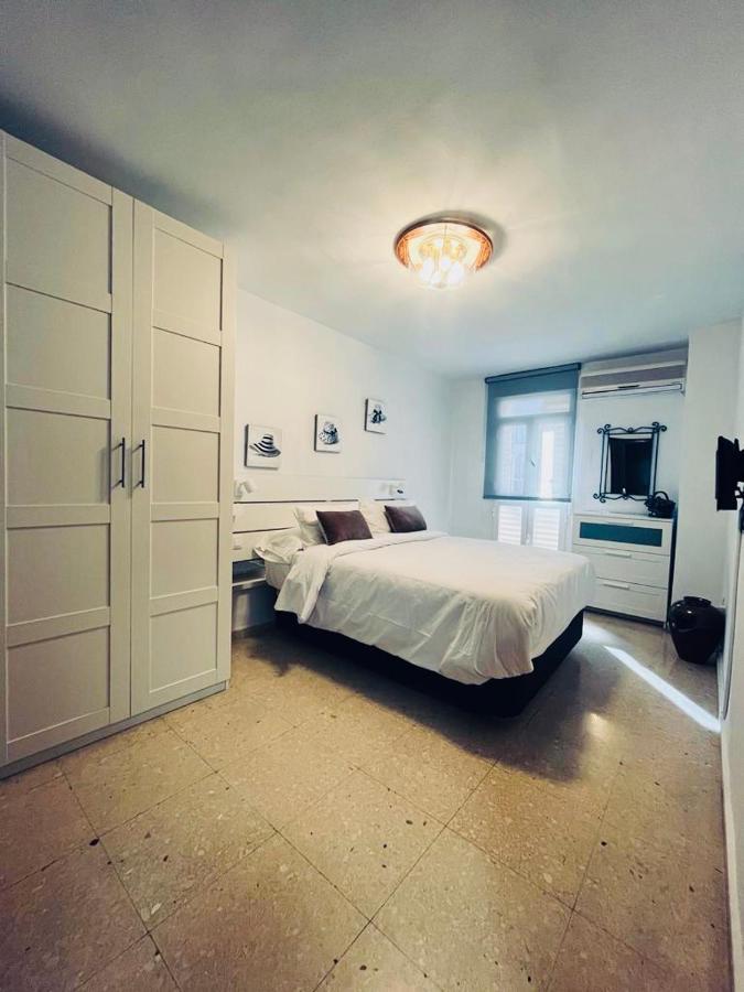 Otonell Centro Apartment Малага Екстериор снимка