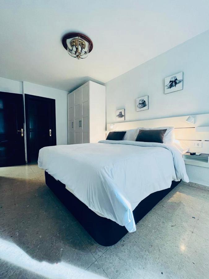 Otonell Centro Apartment Малага Екстериор снимка