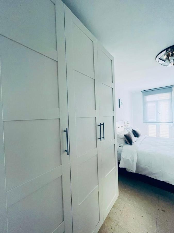 Otonell Centro Apartment Малага Екстериор снимка